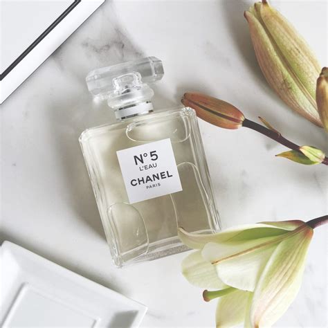 no 5 l'eau chanel paris|Chanel 5 l'eau review.